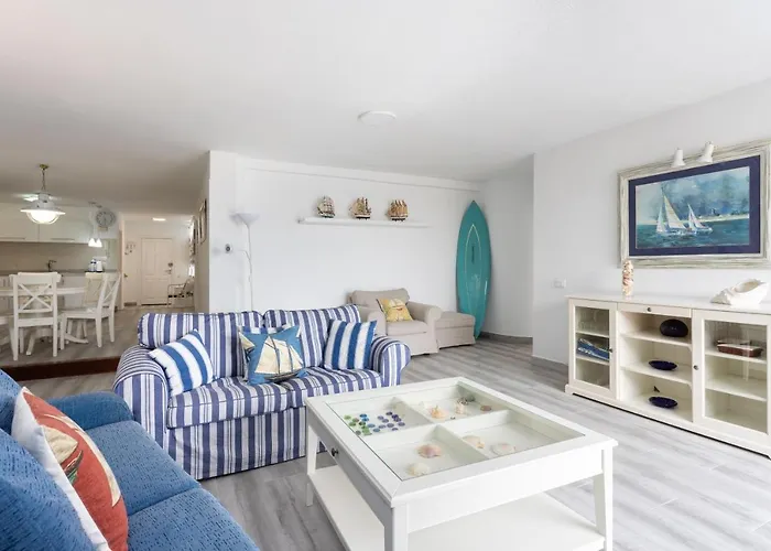 Medano Perfect Seaviews By Sunkeyrents * El Medano (Tenerife)
